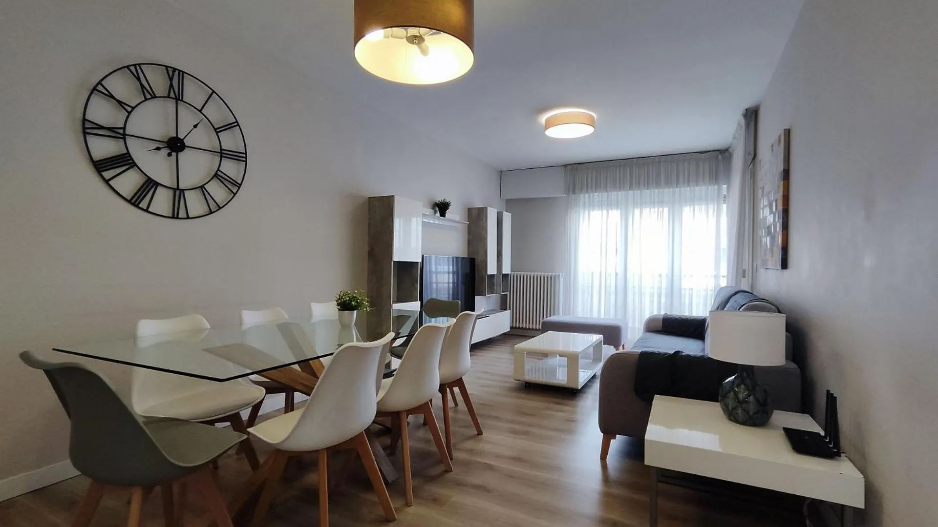 Gestion De Alojamientos Apartments Pamplona