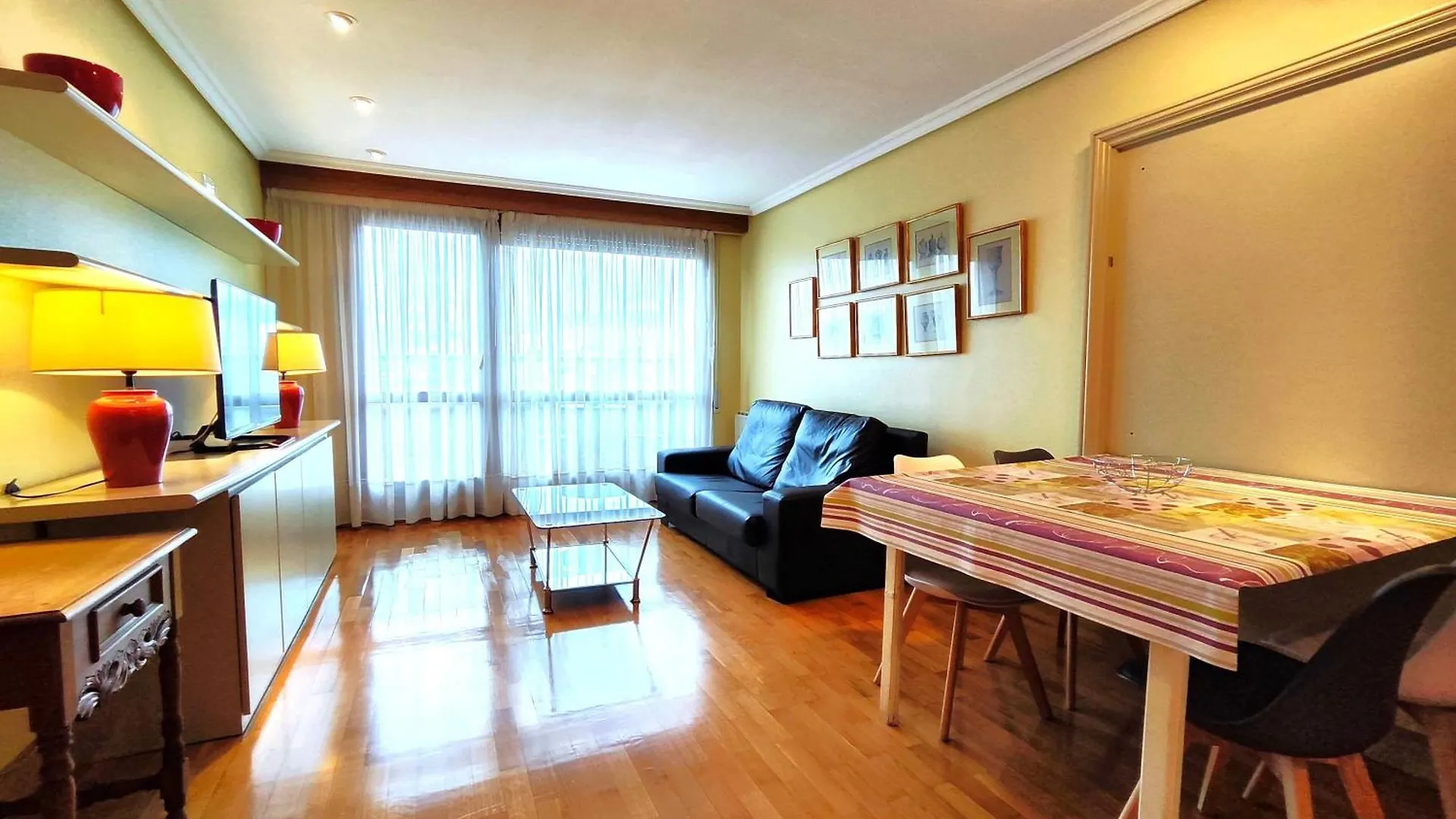 Gestion De Alojamientos Apartments Pamplona Spain