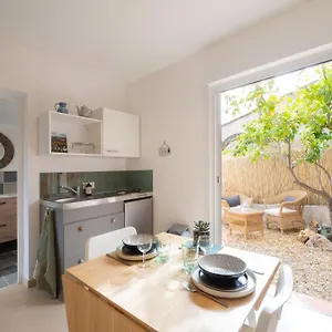 https://studio-le-citronnier.fr-provencehotel.com